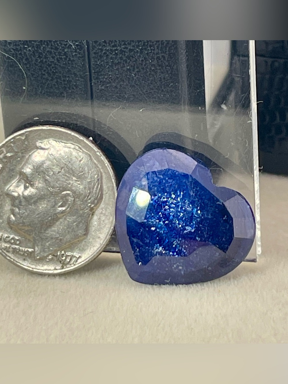 11.5ct Heart Sapphire Simple checkerboard Facet 15x17mm Blue Sapphire Gemstone - Picture 5 of 13